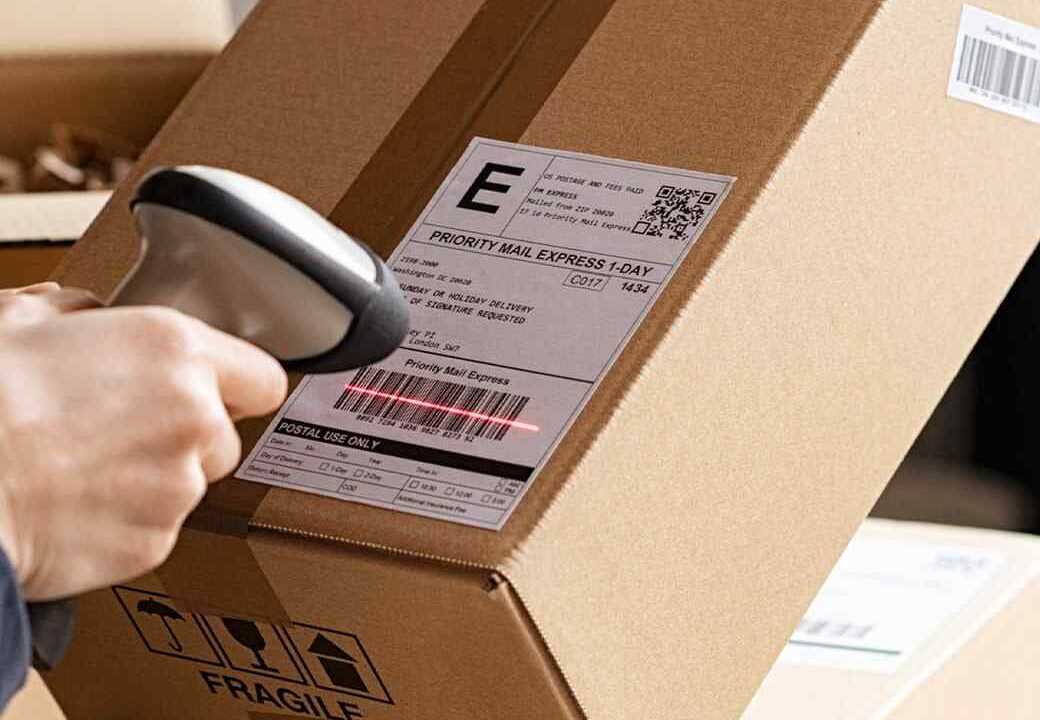 https://cascadelogistics.co/wp-content/uploads/2025/03/card_03_home_04-1040x720.jpg